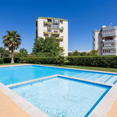 Alto Do Quintão - T2 Com Piscina Apartamento *