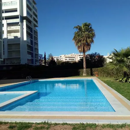 Alto Do Quintão - T2 Com Piscina Apartamento *