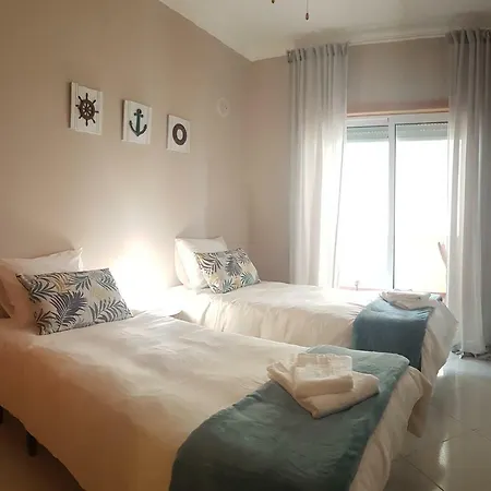 Alto Do Quintão - T2 Com Piscina Apartamento *